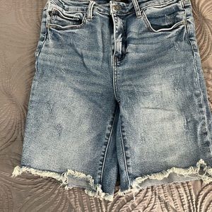 Judy Blue shorts - Size L